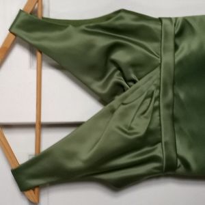 Alfred Sung Clover V-Neck Knee Length Dress Size 2